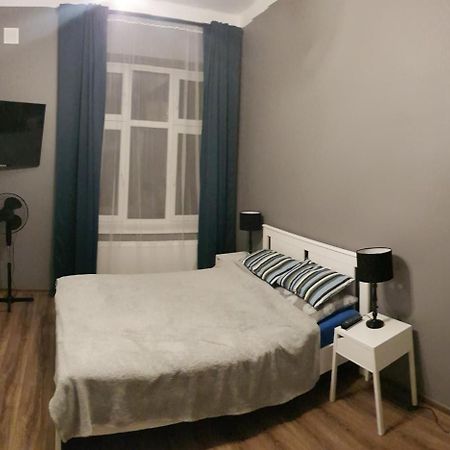 Apartamenty Rowna Κίελτσε Εξωτερικό φωτογραφία