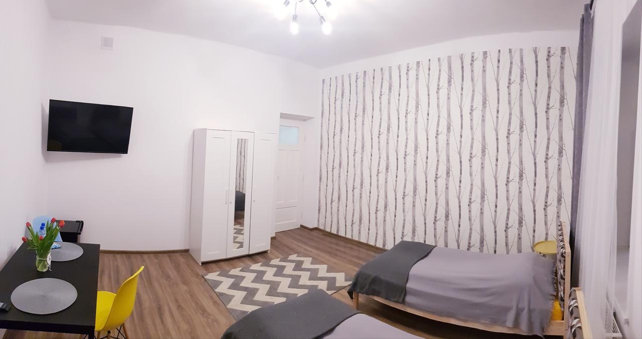 Apartamenty Rowna Κίελτσε Εξωτερικό φωτογραφία