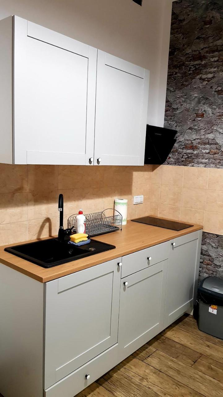 Apartamenty Rowna Κίελτσε Εξωτερικό φωτογραφία