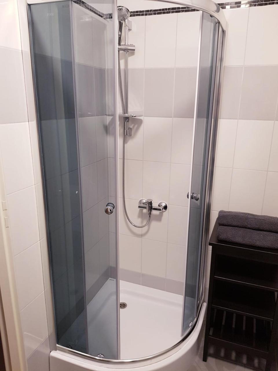 Apartamenty Rowna Κίελτσε Εξωτερικό φωτογραφία